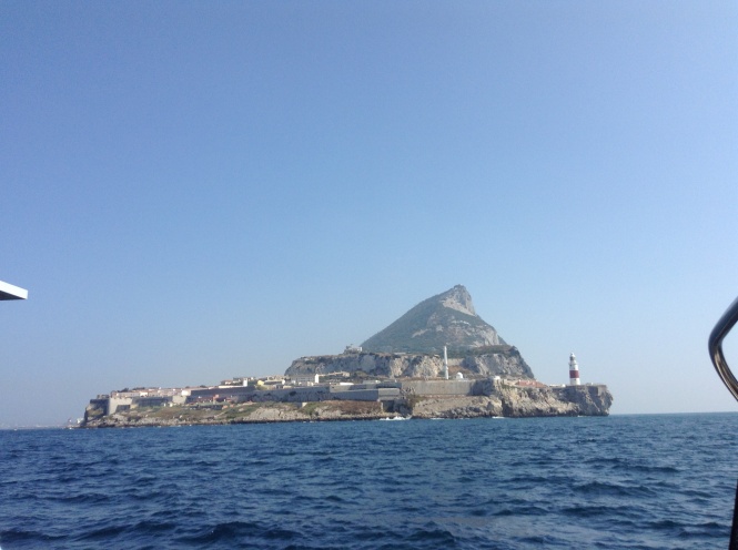 Gibraltar fra en litt annen vinkel, helt til høyre; sjømerket, European point!